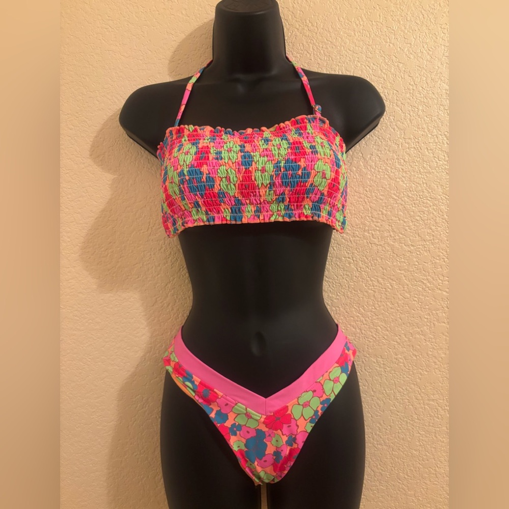 Two Pieces Floral Pink Bikini Set new